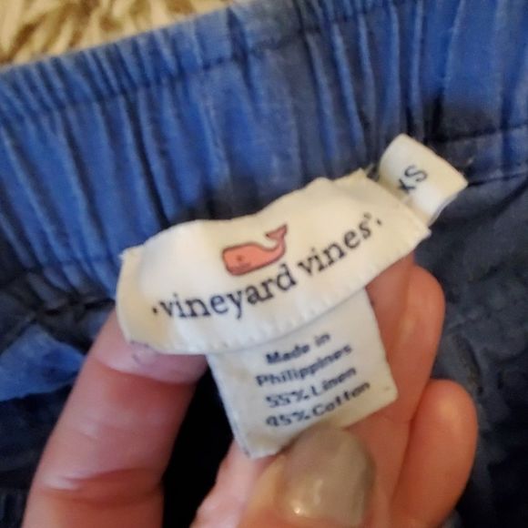 Cute linen and cotton Vineyard Vines shorts - Picture 2 of 6